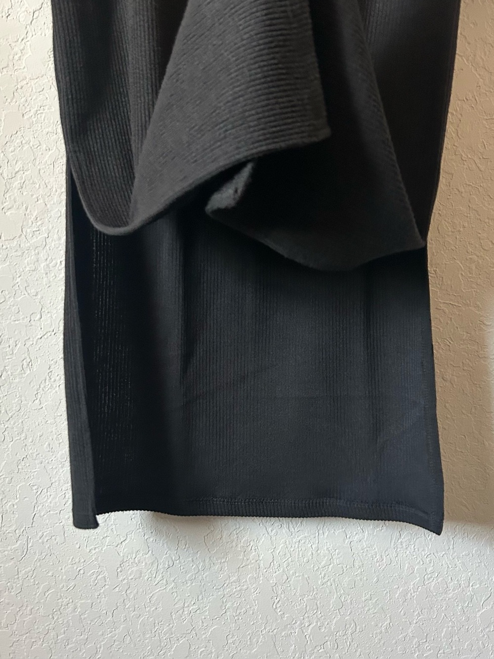 Time & Tru Ribbed Long Sleeve Maternity Dress - Picture 6 of 12